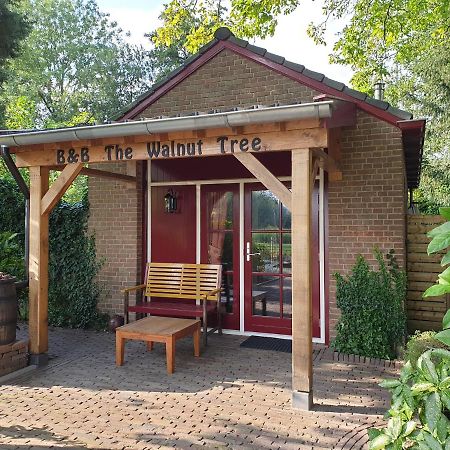 The Walnut Tree Bed & Breakfast Hellevoetsluis Eksteriør bilde