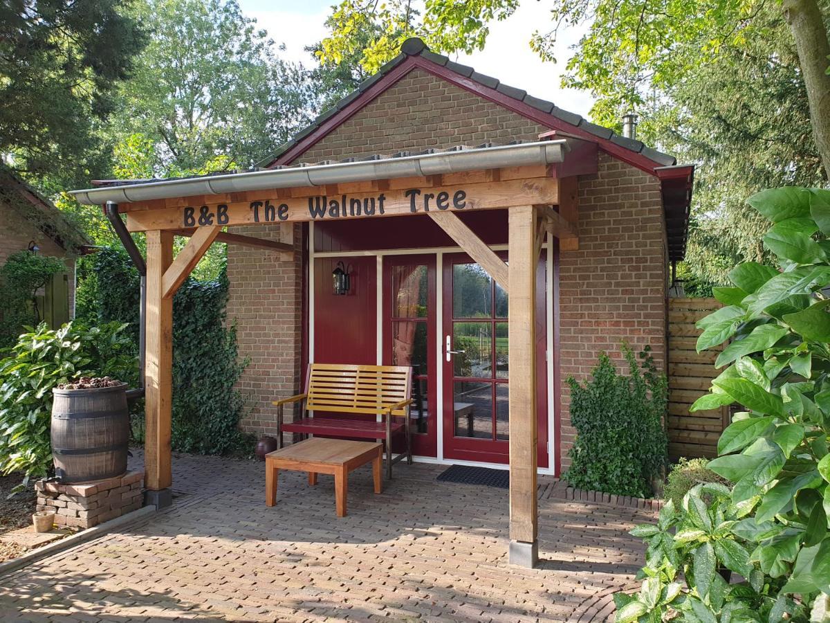 The Walnut Tree Bed & Breakfast Hellevoetsluis Eksteriør bilde