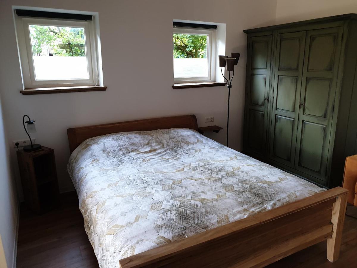 The Walnut Tree Bed & Breakfast Hellevoetsluis Eksteriør bilde