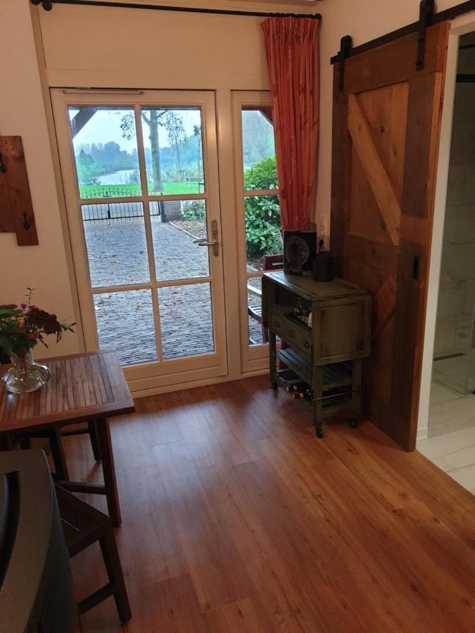 The Walnut Tree Bed & Breakfast Hellevoetsluis Eksteriør bilde